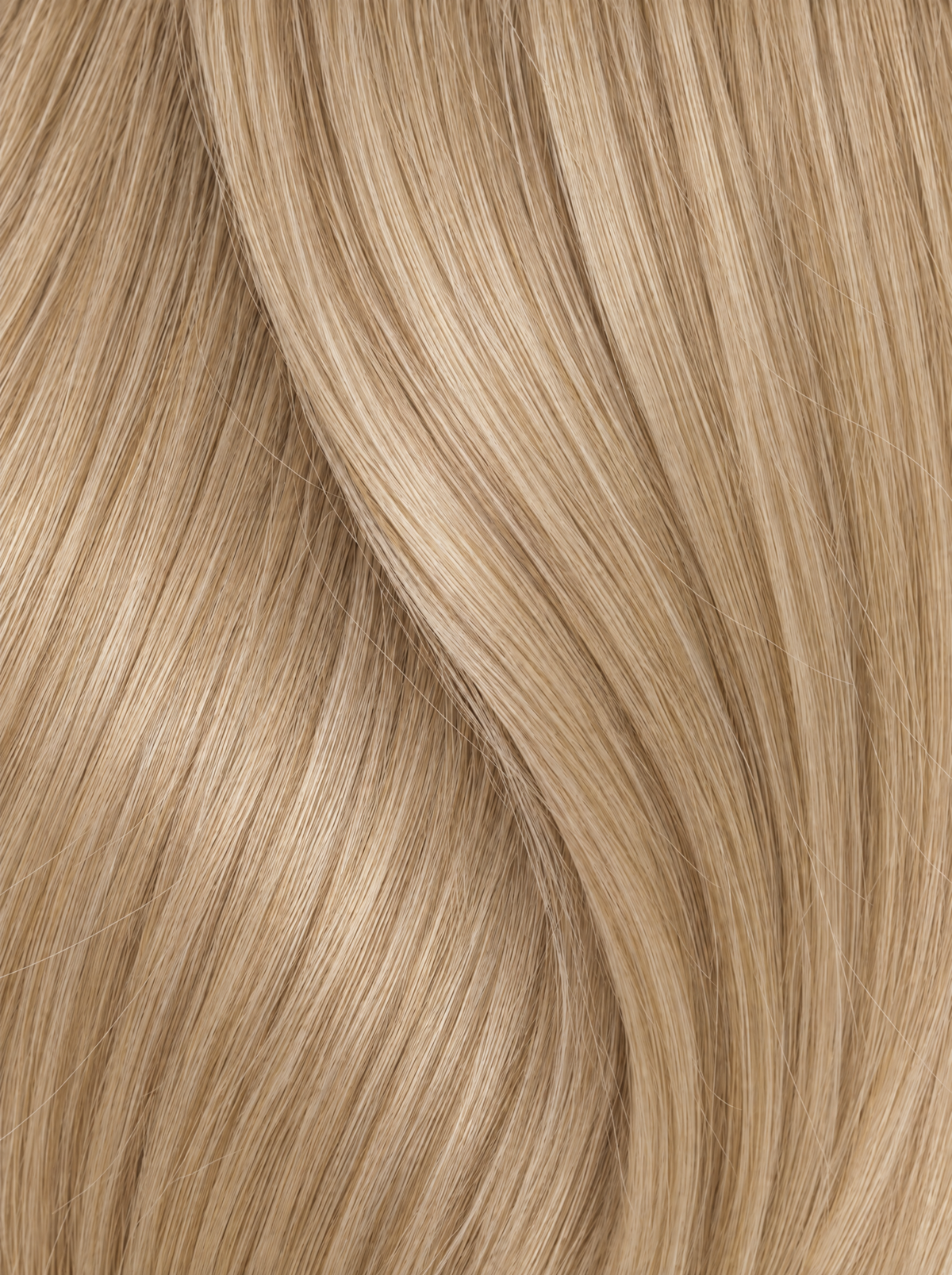 Luna #K16 Medium Blonde — hair texture close-up